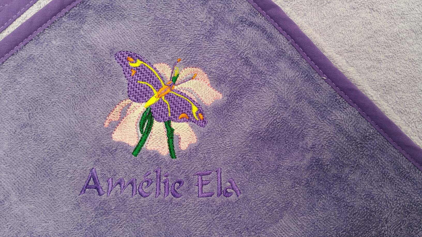 Kapuzenbadetuch mit Motiv.jpg